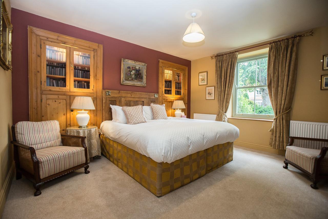 The Cornmill Hotel Kirkbymoorside Buitenkant foto